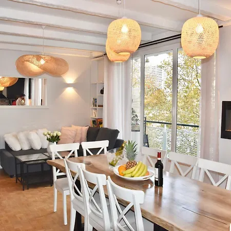 Appartamento Parisnicostay - Cosy 4 Bedrooms Flat Seine River Parigi